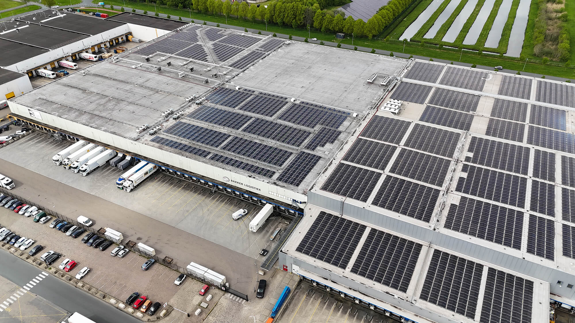 Solarart, project, energieopslag, zonnepanelen, zakelijk, batterij, woerden, bedrijf, logistiek